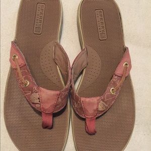 SPERRY pink strap flip flop